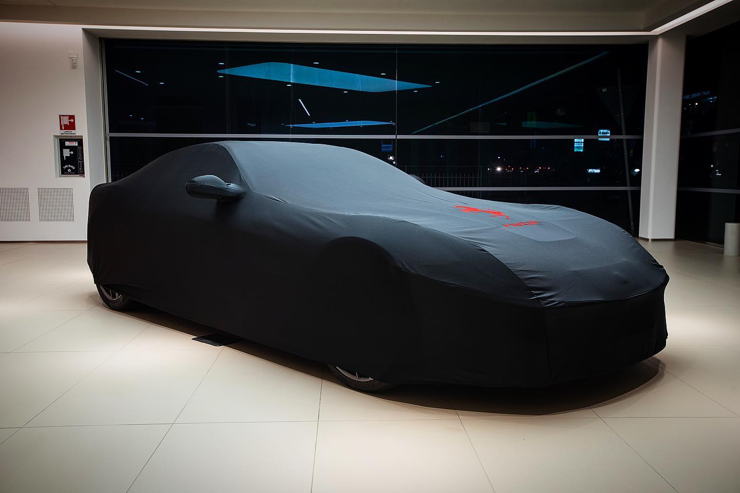 ##Bespoke car cover## ##vehiclecover## ##luxurycarcover## ##premiumcarcover## 